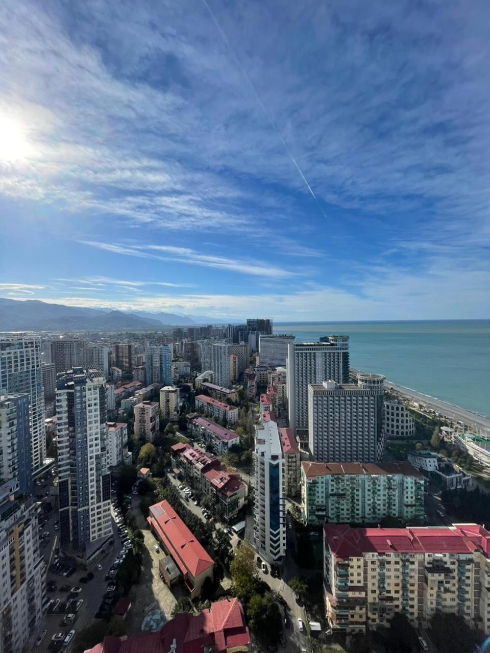 Orbi Сity Sunny Apartments High Floor Μπατούμι Εξωτερικό φωτογραφία
